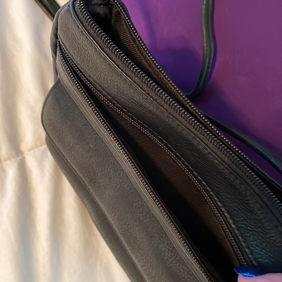 Purse - Picture 3 of 4